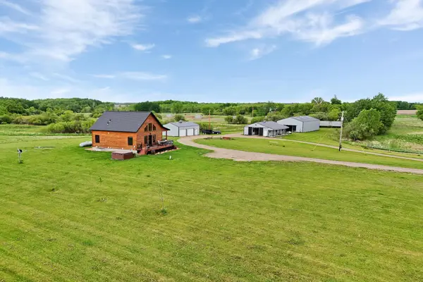 39057 Variolite Street Nw, Dalbo, MN 55017