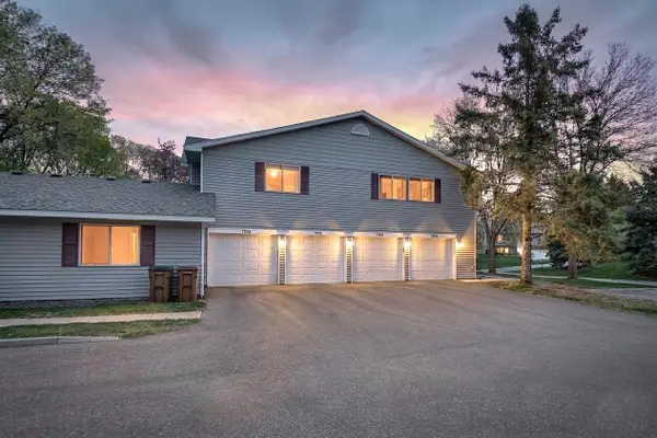 7638 13th Street N, Oakdale, MN 55128