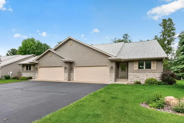 466 Cedar Court, Taylors Falls, MN 55084