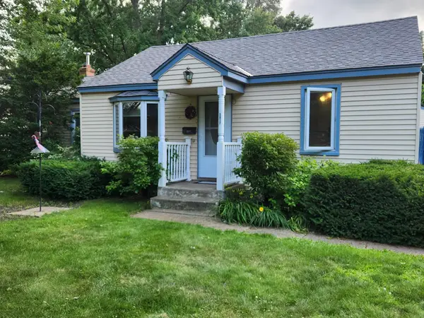 5817 Perry Avenue N, Crystal, MN 55429