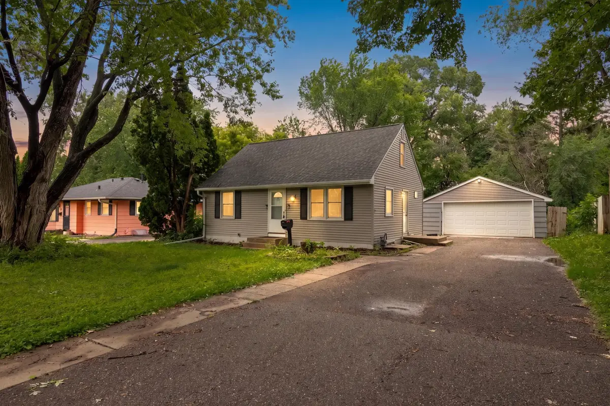 5718 Sumter Avenue N, Crystal, MN 55428 - #1