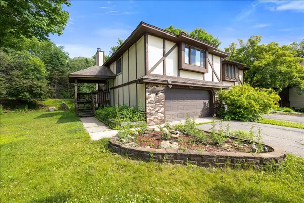 7405 Scot Terrace, Eden Prairie, MN 55346