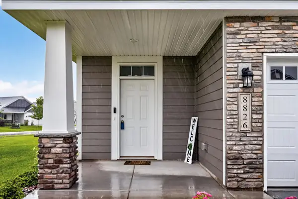 8826 152nd Lane Nw, Ramsey, MN 55303