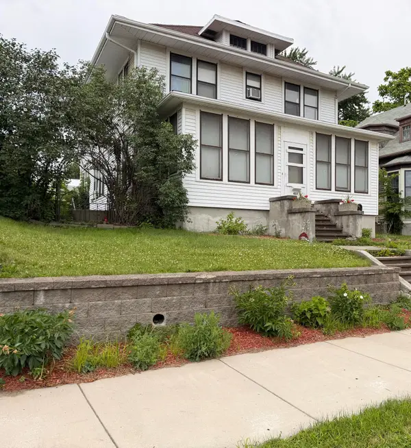 422 S Broadway Street, New Ulm, MN 56073