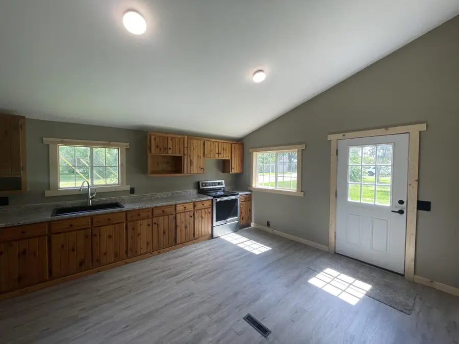 111 NW 1st Avenue Nw, Verndale, MN 56481 - #3