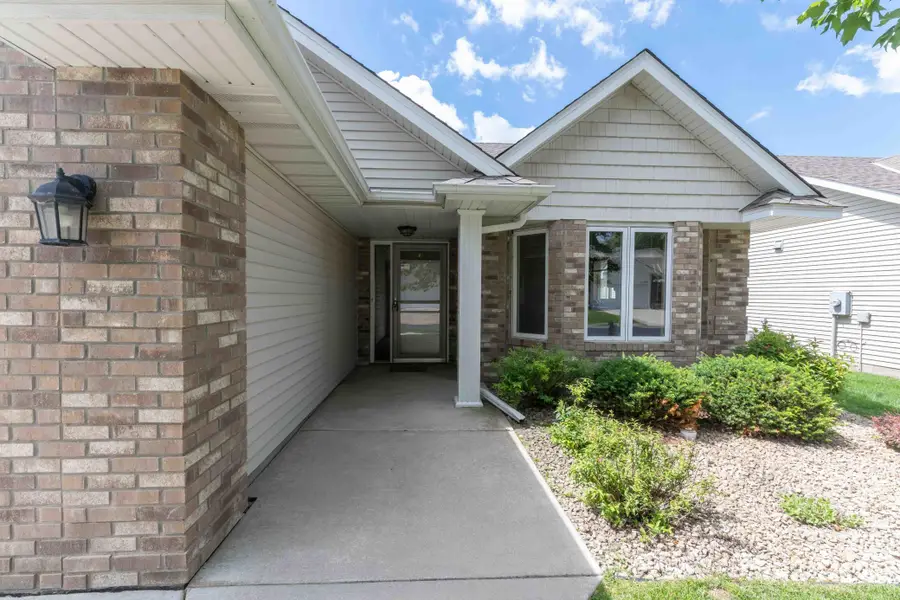 2880 126th Avenue Nw, Coon Rapids, MN 55448 - #2