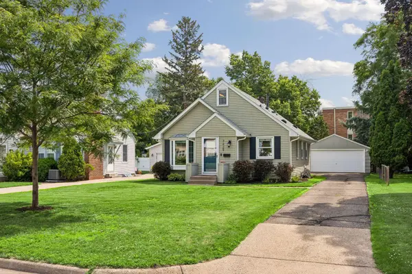 7429 Aldrich Avenue S, Minneapolis, MN 55423