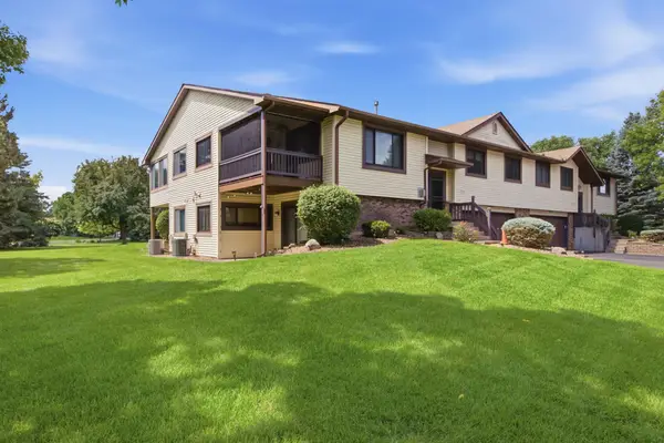 5591 Donegal Drive, Saint Paul, MN 55126
