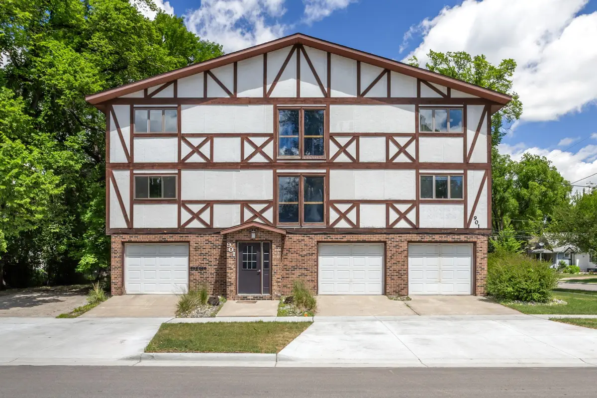 901 8th Avenue N #201, Fargo, ND 58102 - #1