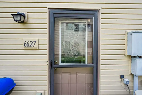 6627 84th Court N, Minneapolis, MN 55445