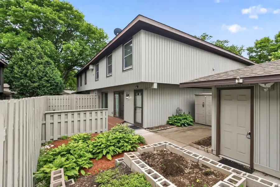 2502 Unity Avenue N, Minneapolis, MN 55422 - #3