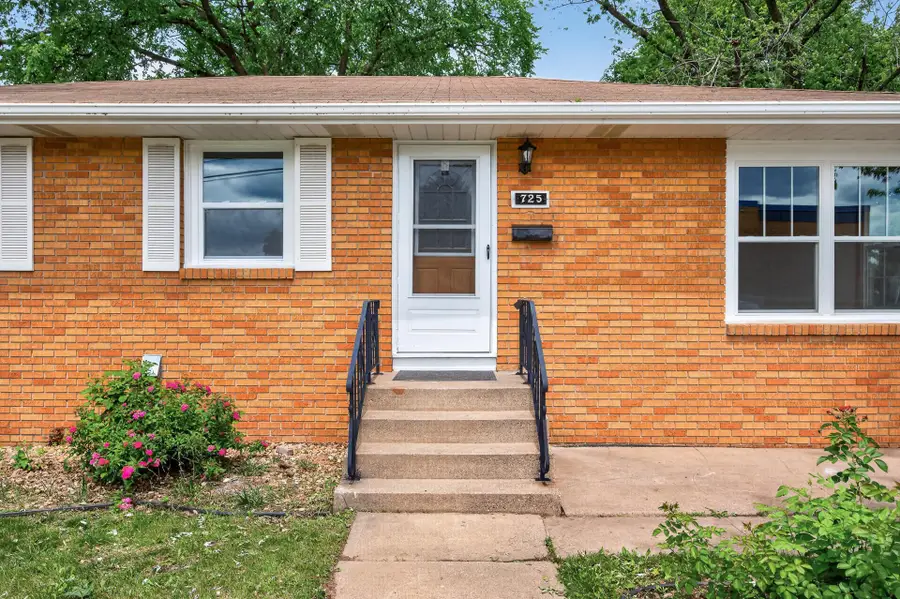 725 49th Avenue Ne, Minneapolis, MN 55421 - #2
