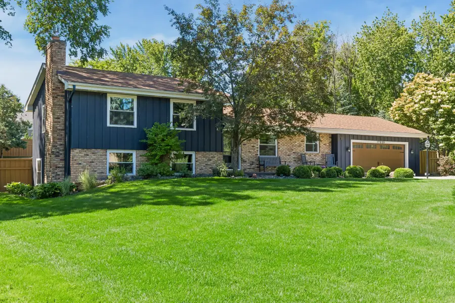 17025 24th Avenue N, Plymouth, MN 55447 - #2