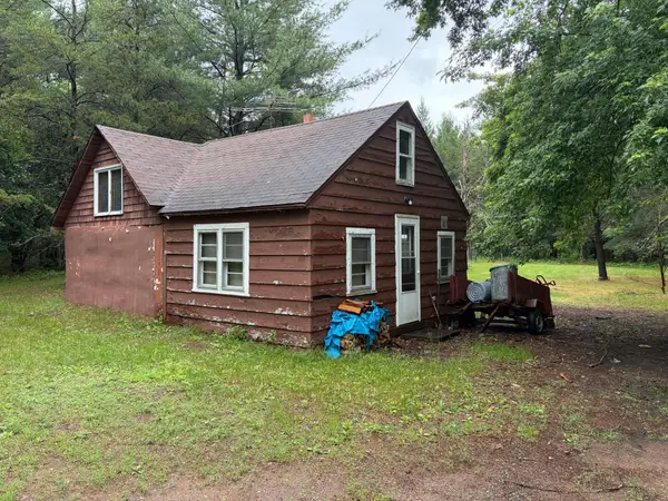 20900 E River Road, Grantsburg, WI 54840