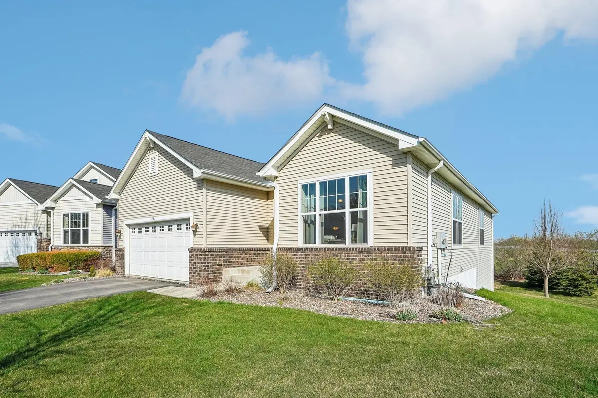 3747 Terra Vista Path, Chaska, MN 55318 - #1