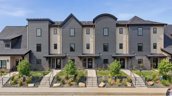4160 Arthur Drive S, Fargo, ND 58104