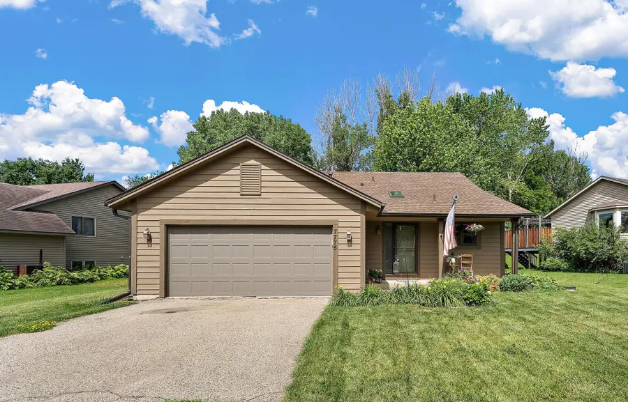 7775 Grinnell Way, Lakeville, MN 55044 - #2
