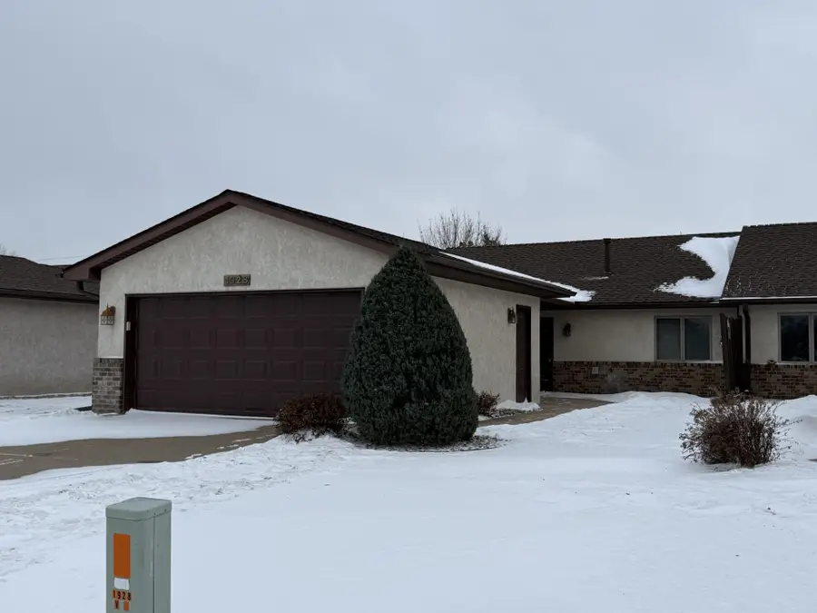 1928 Vierling Drive E, Shakopee, MN 55379 - #2