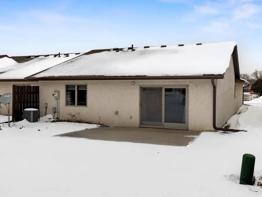 1928 Vierling Drive E, Shakopee, MN 55379 - #3