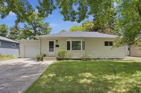 1512 17th Street S, Moorhead, MN 56560