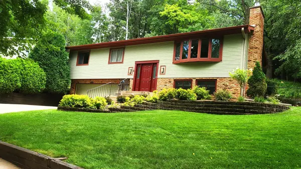 2510 Northern Hills Court Ne, Rochester, MN 55906