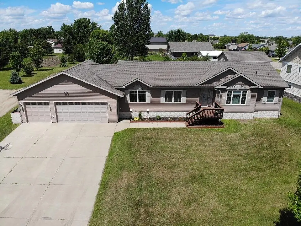 708 Irving Avenue Sw, Wadena, MN 56482 - #1