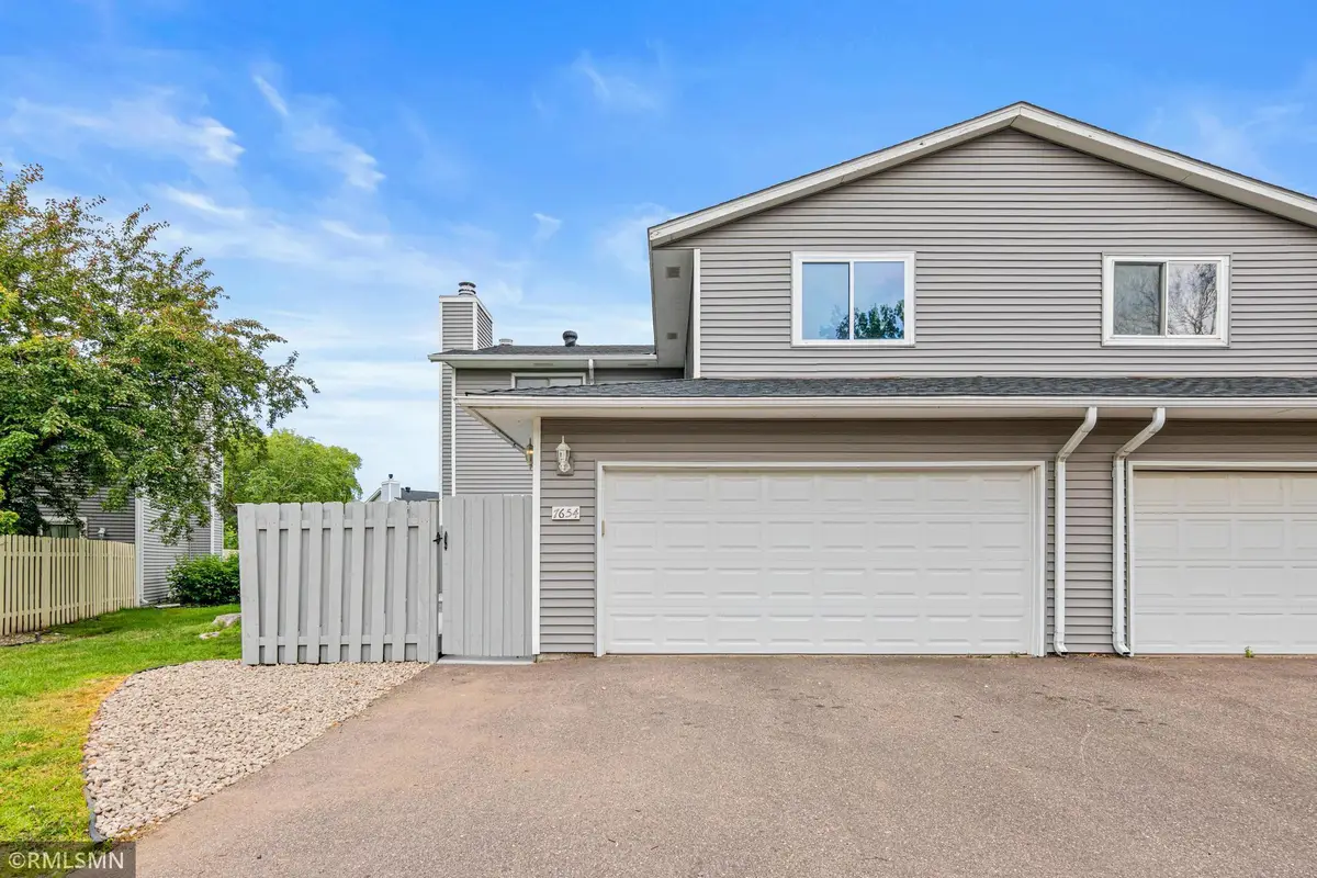 7654 Dunmore Road, Woodbury, MN 55125 - #1