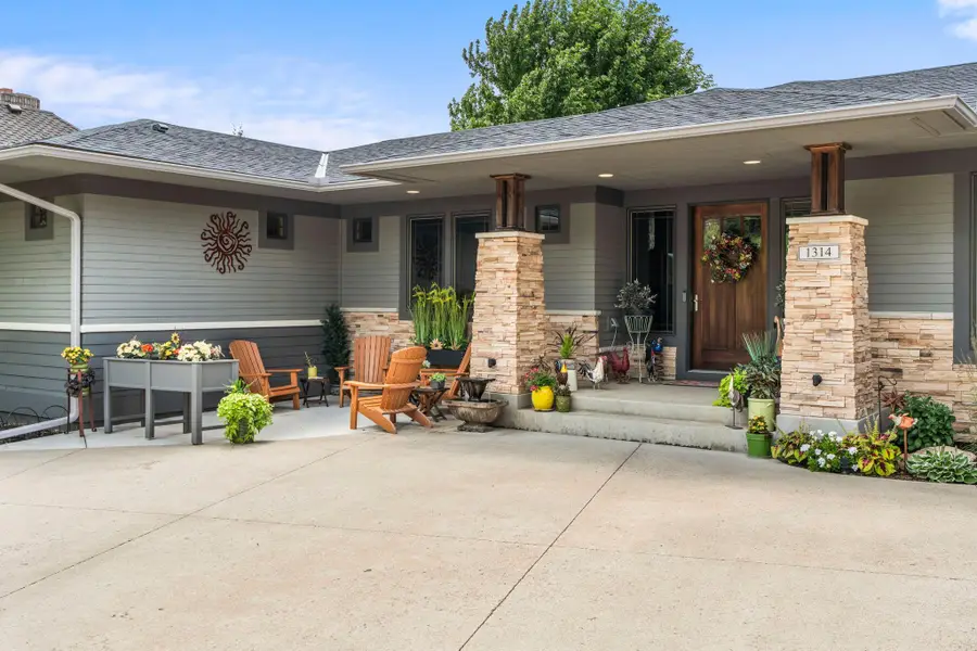 1314 Mayflower Drive, Northfield, MN 55057 - #2