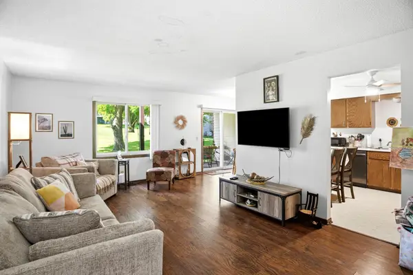 1845 Livingston Avenue #B, Saint Paul, MN 55118