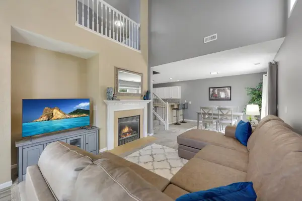 7349 Kalland Circle Ne #46, Albertville, MN 55301