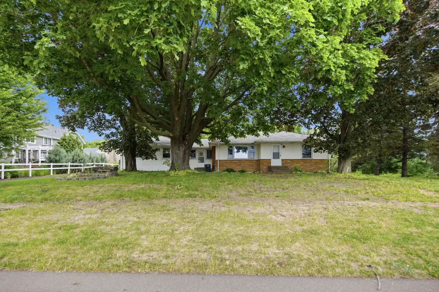 1918 Delaware Avenue, West Saint Paul, MN 55118 - #3