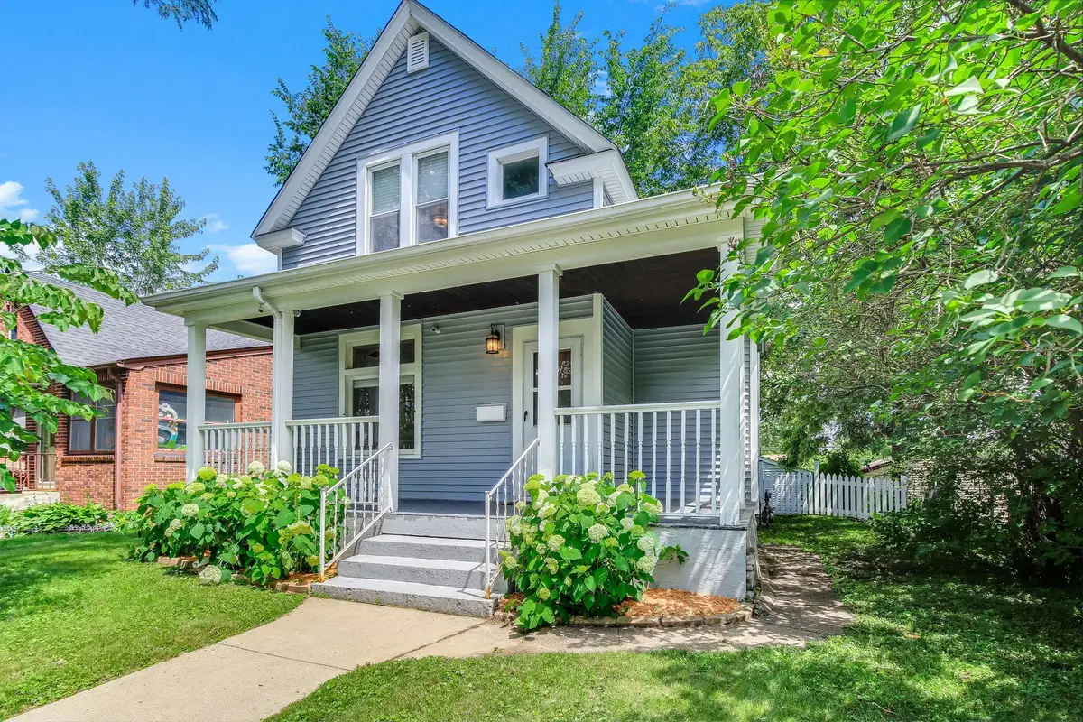 721 Simon Avenue, Saint Paul, MN 55117 - #1