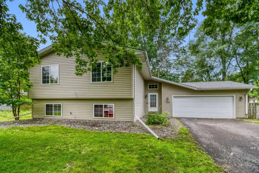 709 74th Avenue N, Minneapolis, MN 55444 - #2