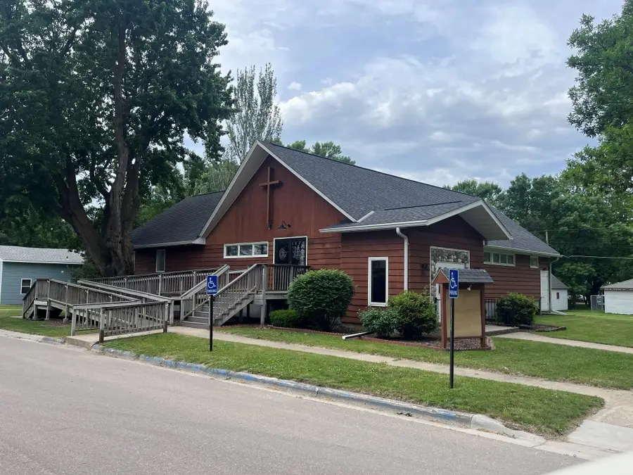 605 9th Avenue, Clarkfield, MN 56223 - #2