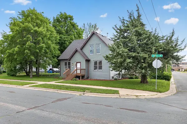 543 5th Avenue Sw, Cambridge, MN 55008