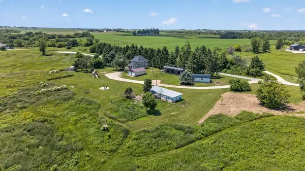 70744 275th Avenue, Lake City, MN 55041
