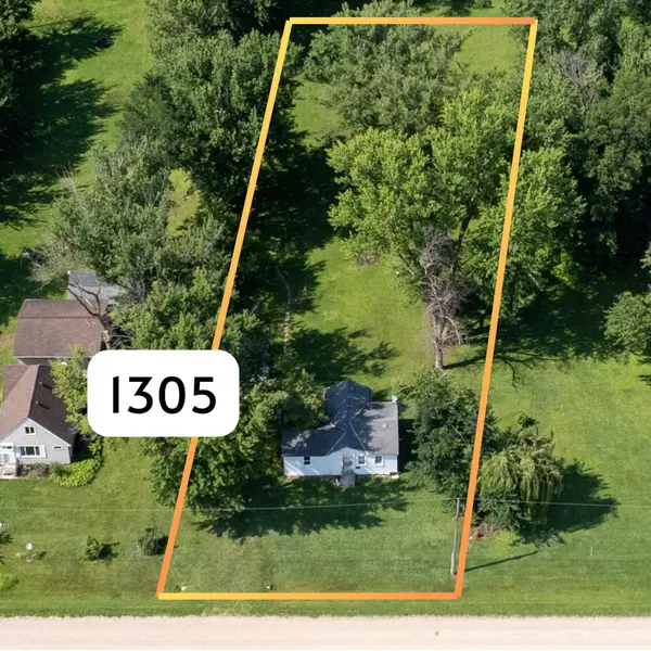 1305 28th Avenue Ne, Austin, MN 55912