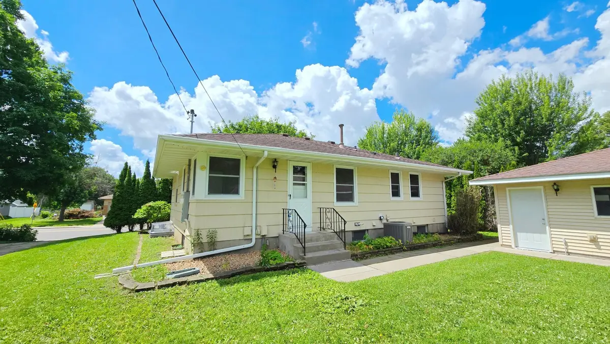 3001 29th Avenue Ne, Minneapolis, MN 55418 - #1