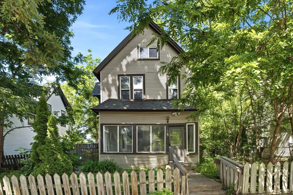 2923 Girard Avenue N, Minneapolis, MN 55411 - #1