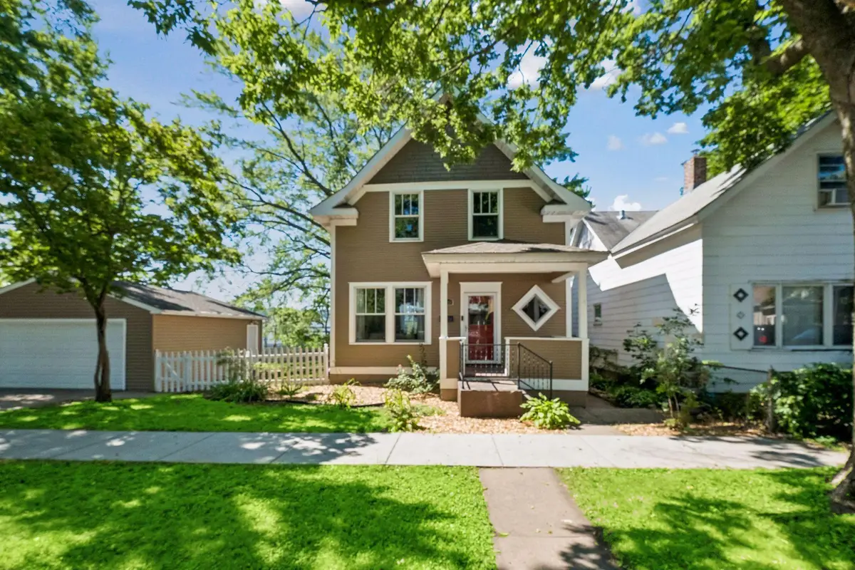 320 Michigan Street, Saint Paul, MN 55102 - #1