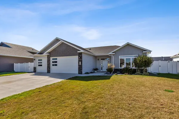 7441 15th Street S, Fargo, ND 58104