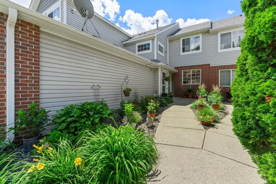 11692 Langford Circle, Burnsville, MN 55337 - #3