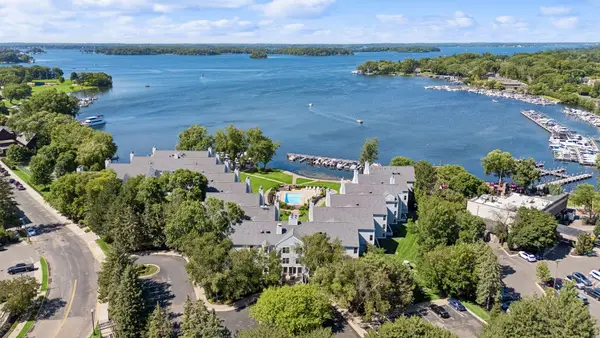 603 Lake Street #215, Excelsior, MN 55331