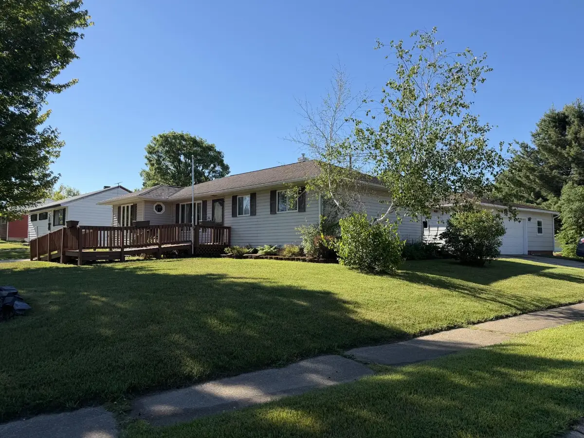 202 Kent Road, Hoyt Lakes, MN 55750 - #1