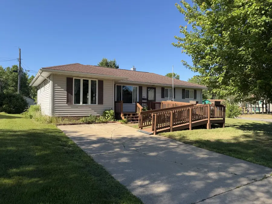 202 Kent Road, Hoyt Lakes, MN 55750 - #3