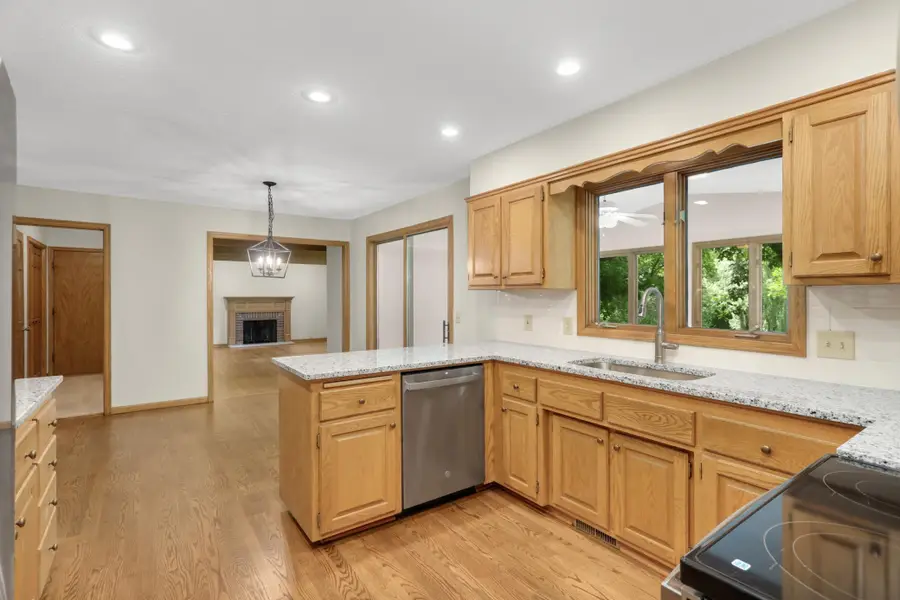 3535 Rosewood Lane N, Minneapolis, MN 55441 - #2