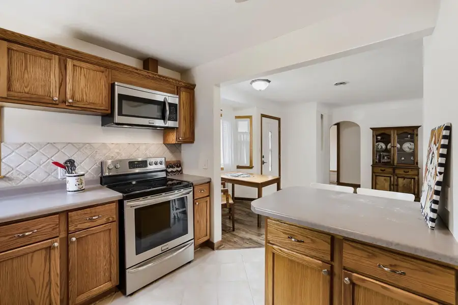 114 Frost Street W, South Saint Paul, MN 55075 - #2