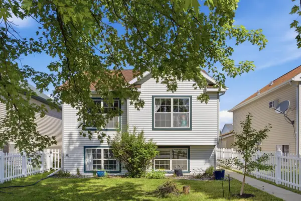 1903 58 Avenue S, Fargo, ND 58104