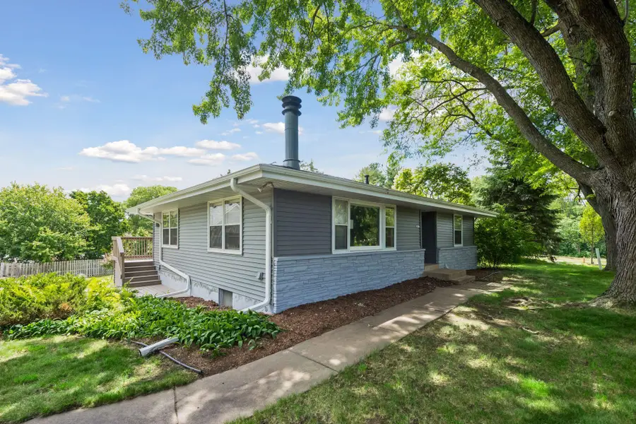 3921 Minnewashta Court, Excelsior, MN 55331 - #2