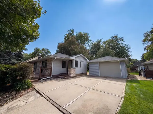 2591 Aldine Street, Roseville, MN 55113